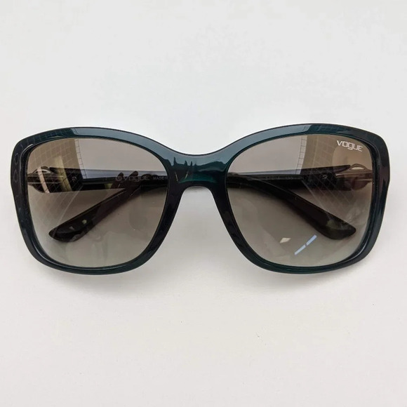 🕶️Vogue VO2832-S-B 2266/8E Sunglasses 57/18 135 /KAA412🕶️ - Picture 1 of 6